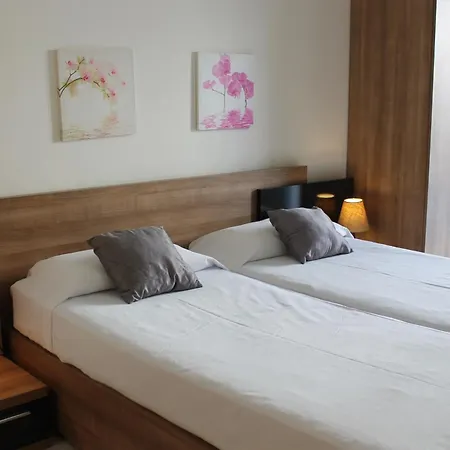 Agi Riera Ginjolers Apartament Roses