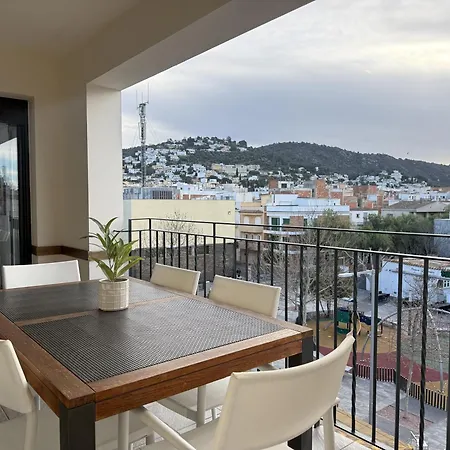 Agi Riera Ginjolers Apartament *